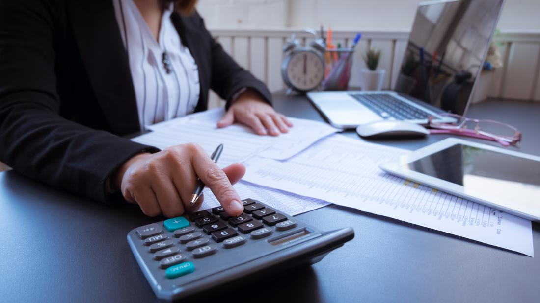 corporate finance calculator online