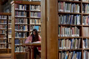 Student in Bangor University Library