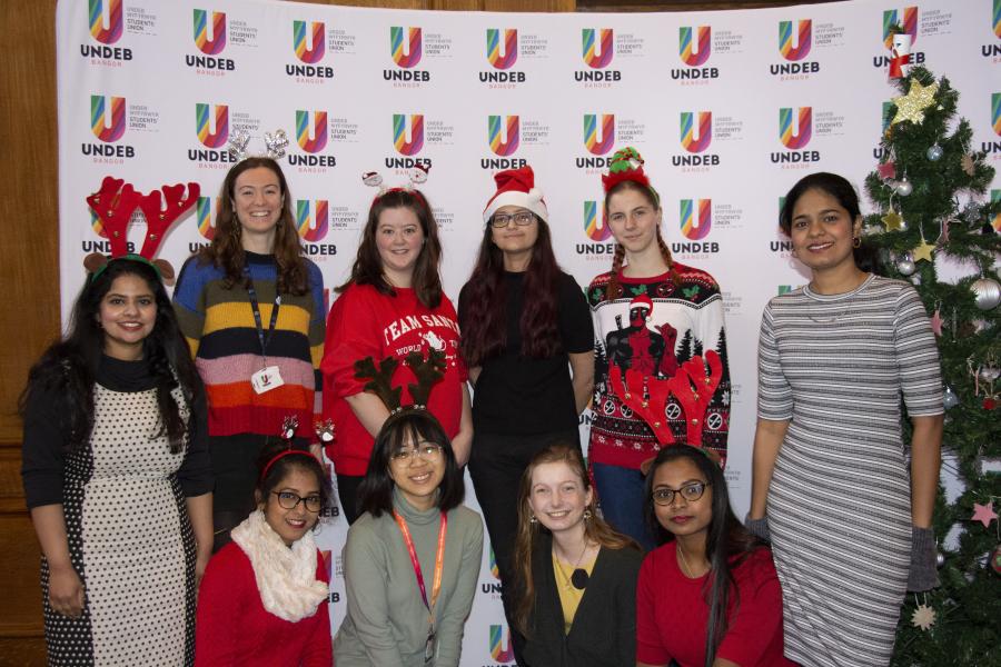 A group of Bangor University student volunteers