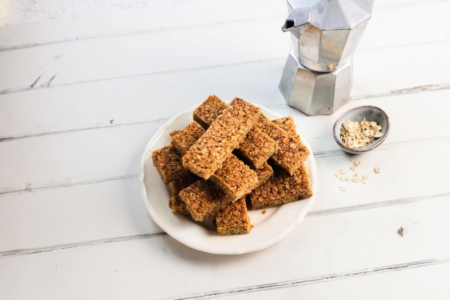 A tray of flapjacks